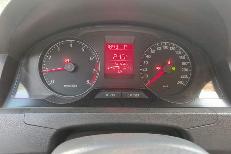 Used Volkswagen Santana 2013 1.6L Automatic Fashion Edition Instrument Cluster