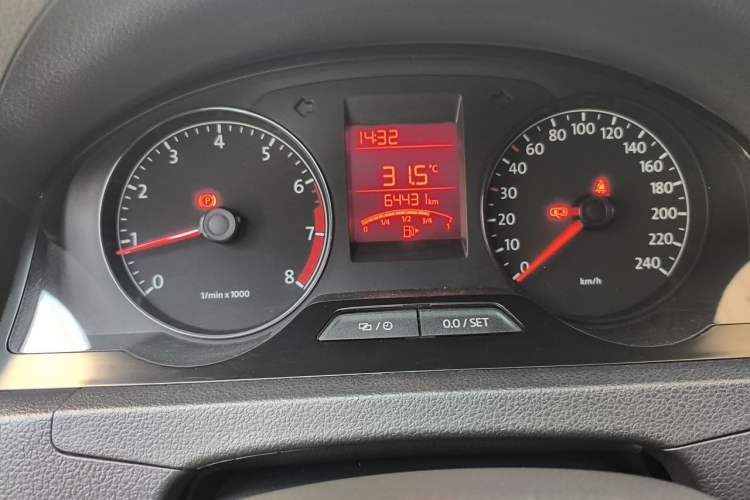 Used Volkswagen Santana 2013 1.4L Manual Comfort Edition Instrument Cluster