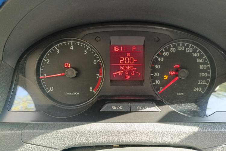 Used Volkswagen Santana 2013 1.6L Automatic Comfort Edition Instrument Cluster