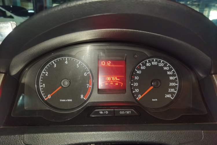 Used Volkswagen Santana 2013 1.6L Automatic Comfort Edition Instrument Cluster