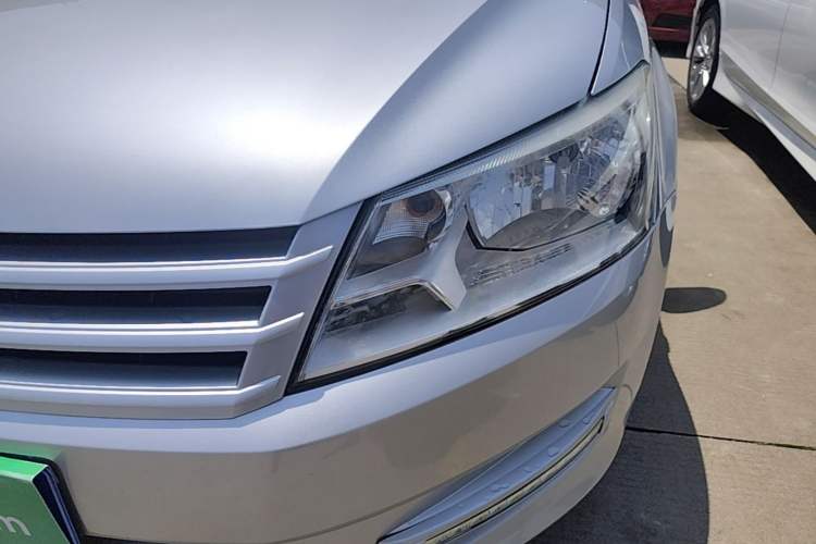 Used Volkswagen Santana 2013 1.4L Manual Fashion Edition Left Front Headlight
