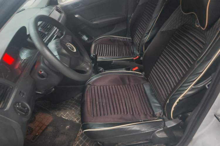 Used Volkswagen Santana 2013 1.6L Manual Fashion Edition Left Front Seat