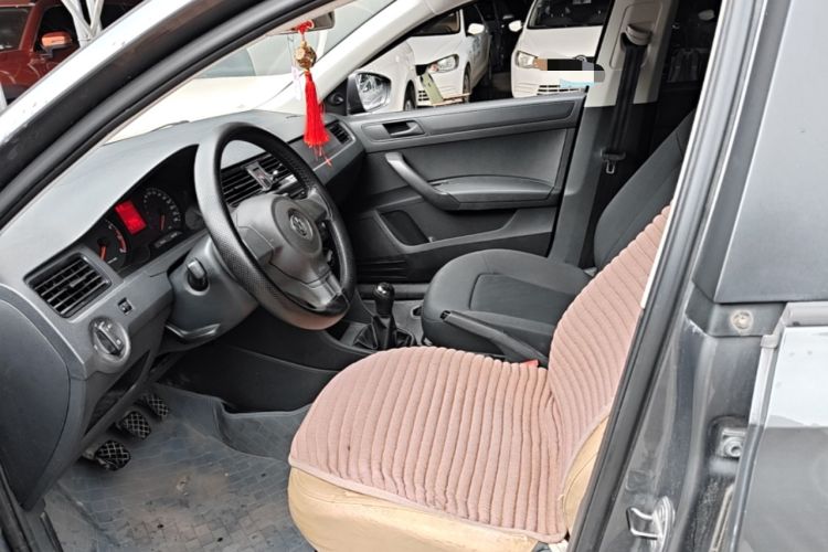 Used Volkswagen Santana 2013 1.4L Manual Fashion Edition Left Front Seat