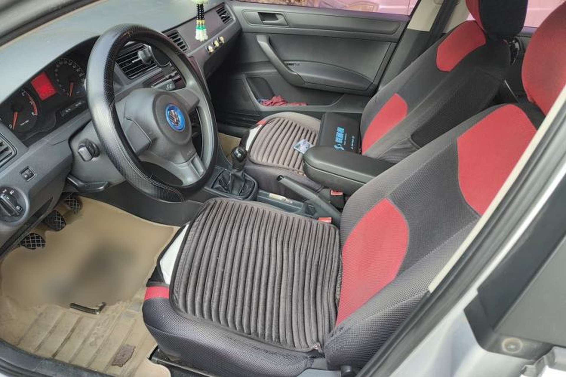 Used Volkswagen Santana 2013 1.6L Manual Fashion Edition Left Front Seat