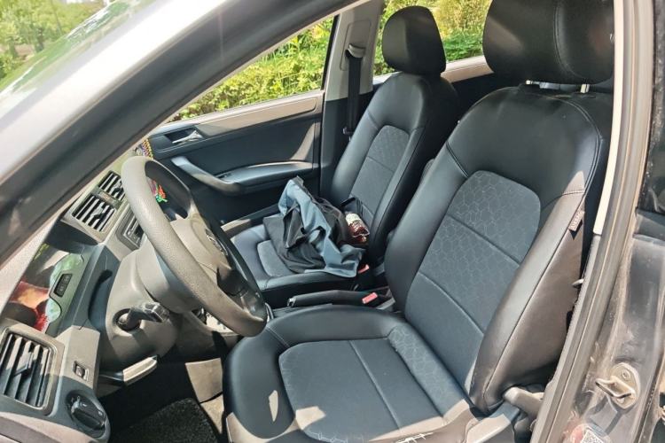 Used Volkswagen Santana 2013 1.6L Automatic Comfort Edition Left Front Seat