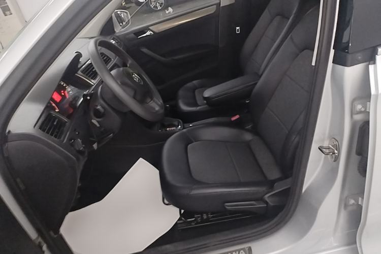 Used Volkswagen Santana 2013 1.6L Automatic Comfort Edition Left Front Seat