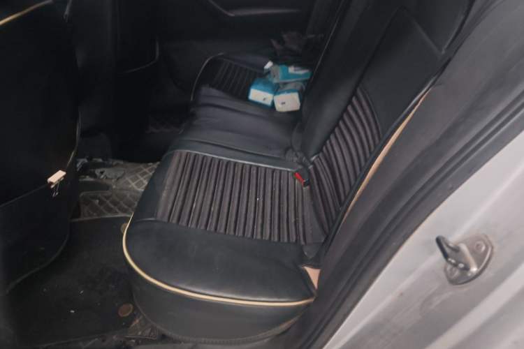 Used Volkswagen Santana 2013 1.6L Manual Fashion Edition Left Rear Seat