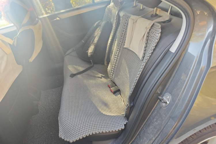 Used Volkswagen Santana 2013 1.6L Automatic Comfort Edition Left Rear Seat