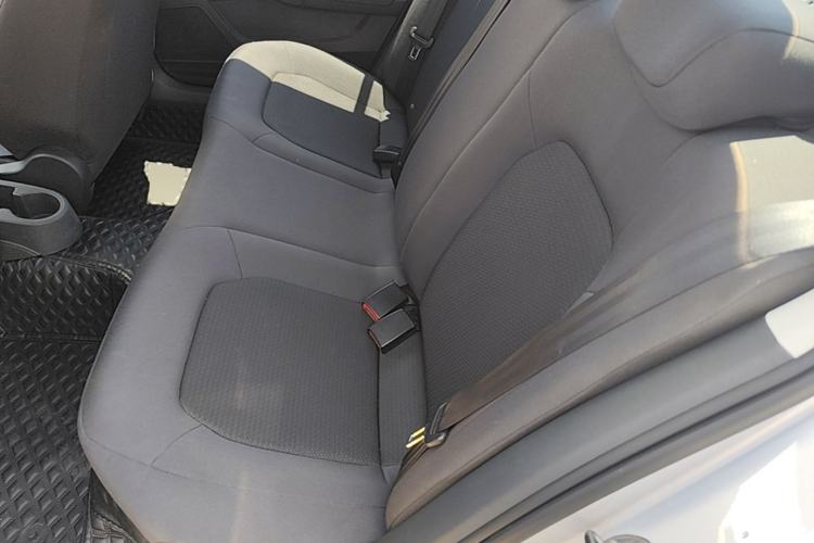 Used Volkswagen Santana 2013 1.4L Manual Fashion Edition Left Rear Seat