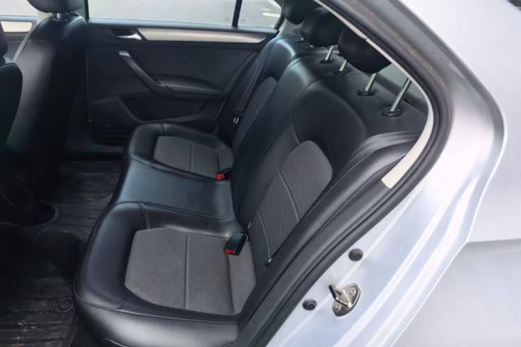 Used Volkswagen Santana 2013 1.6L Manual Comfort Edition Left Rear Seat