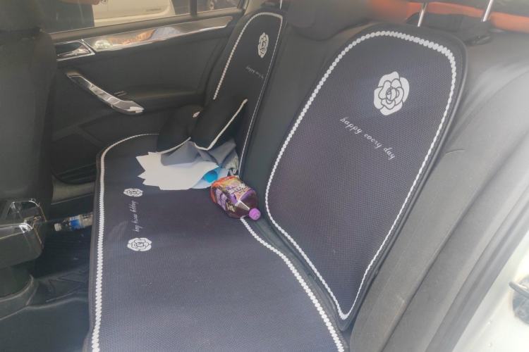 Used Volkswagen Santana 2013 1.6L Automatic Fashion Edition Left Rear Seat
