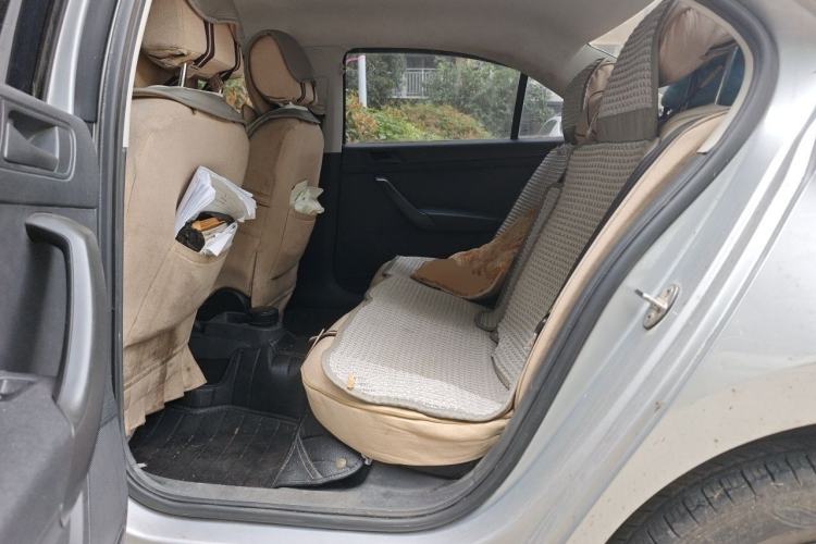 Used Volkswagen Santana 2013 1.6L Manual Fashion Edition Left Rear Seat