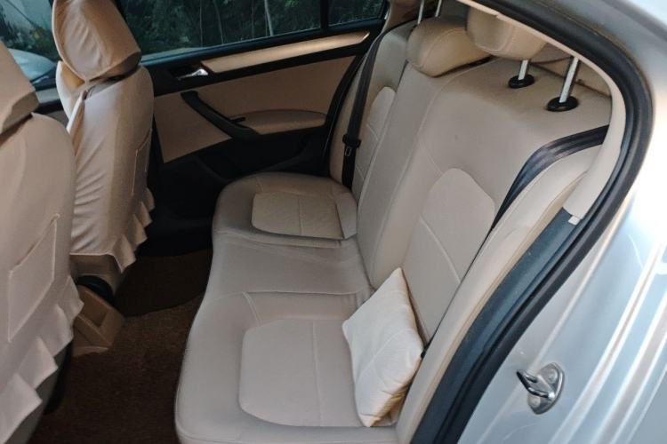 Used Volkswagen Santana 2013 1.6L Automatic Comfort Edition Left Rear Seat