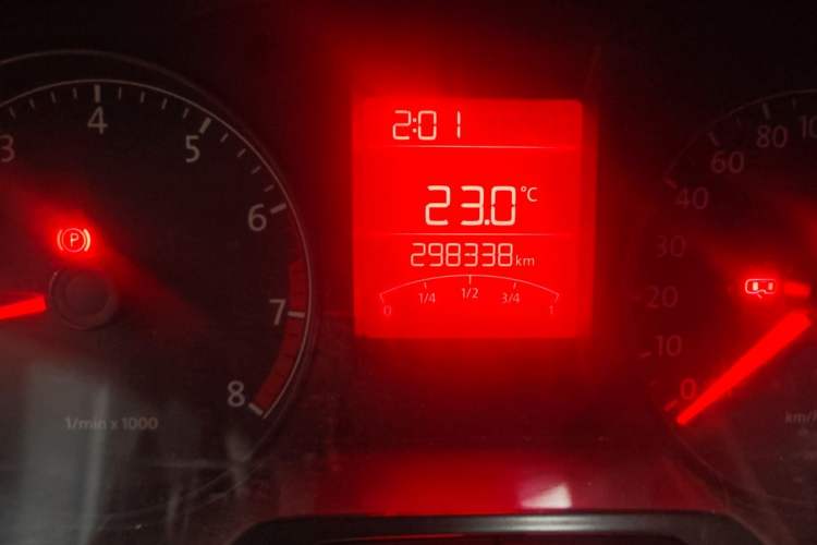 Used Volkswagen Santana 2013 1.6L Manual Fashion Edition Odometer Close Up