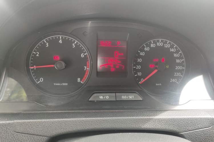 Used Volkswagen Santana 2013 1.6L Automatic Comfort Edition Odometer Close Up