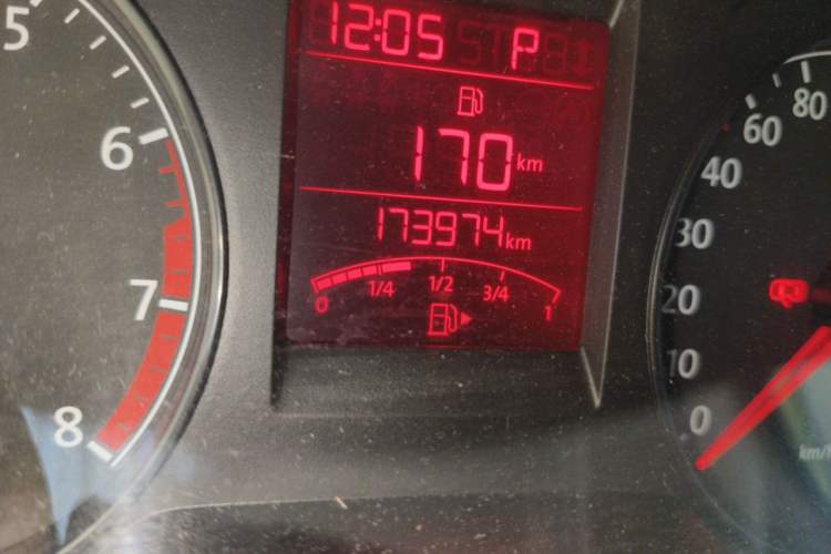 Used Volkswagen Santana 2013 1.6L Automatic Comfort Edition Odometer Close Up