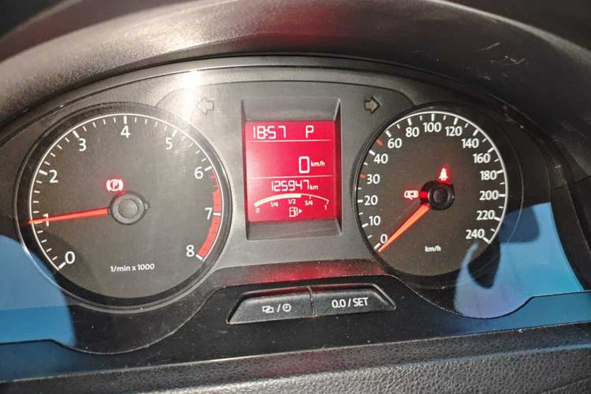 Used Volkswagen Santana 2013 1.6L Automatic Comfort Edition Odometer Close Up