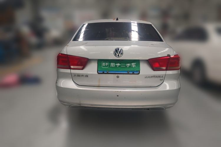 Used Volkswagen Santana 2013 1.6L Manual Fashion Edition Rear