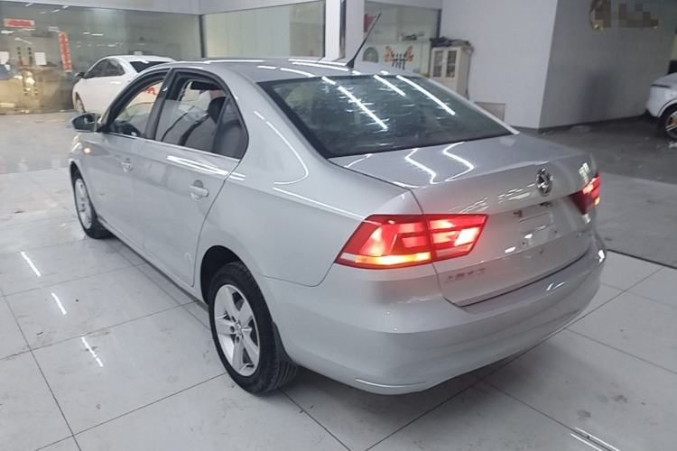 Used Volkswagen Santana 2013 1.6L Automatic Comfort Edition Rear Left 45 Deg