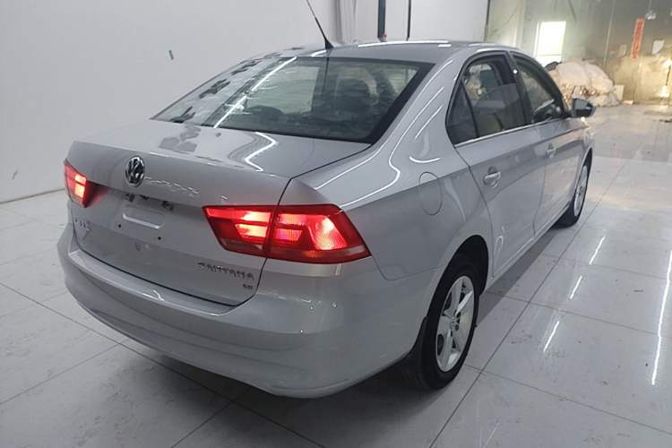 Used Volkswagen Santana 2013 1.6L Automatic Comfort Edition Rear Right 45 Deg