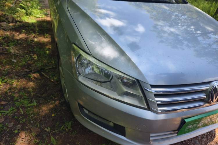 Used Volkswagen Santana 2013 1.4L Manual Comfort Edition Right Front Headlight