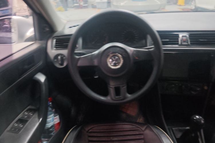 Used Volkswagen Santana 2013 1.6L Manual Fashion Edition Steering Wheel