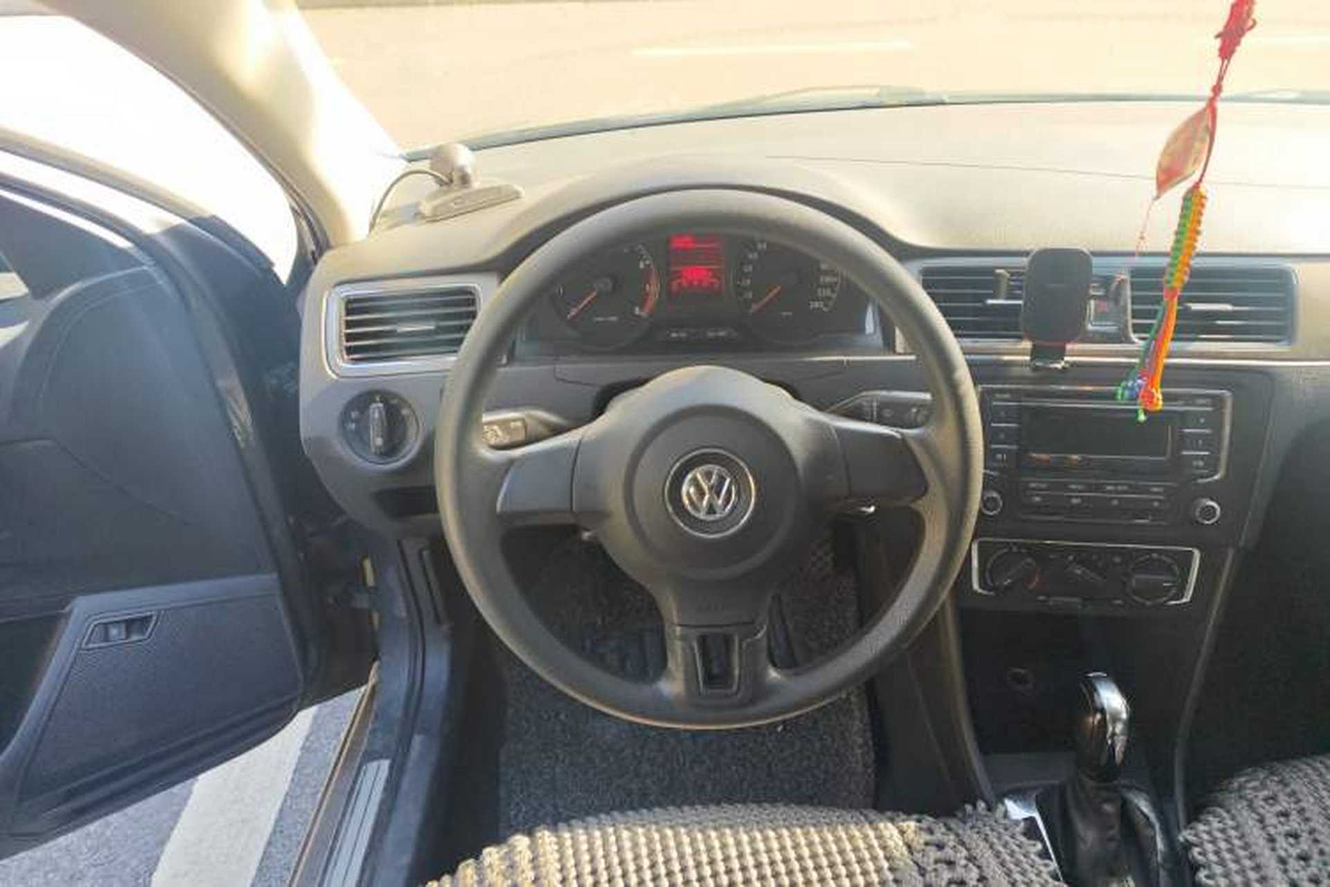 Used Volkswagen Santana 2013 1.6L Automatic Comfort Edition Steering Wheel
