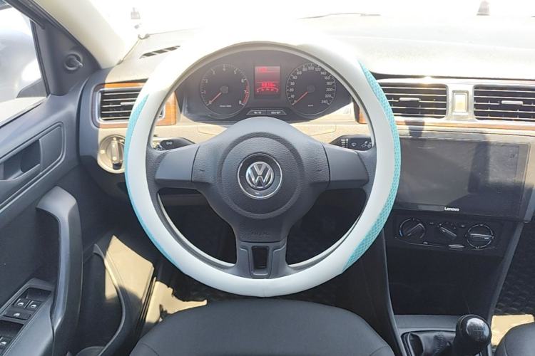 Used Volkswagen Santana 2013 1.4L Manual Fashion Edition Steering Wheel