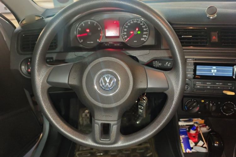 Used Volkswagen Santana 2013 1.6L Automatic Fashion Edition Steering Wheel