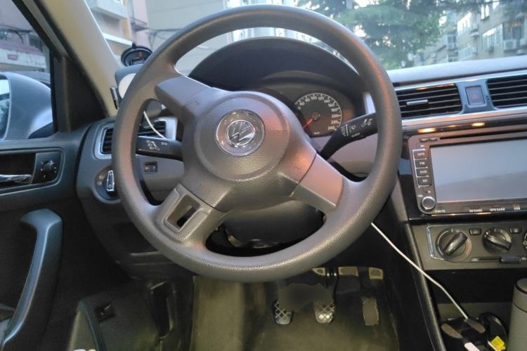 Used Volkswagen Santana 2013 1.6L Manual Comfort Edition Steering Wheel