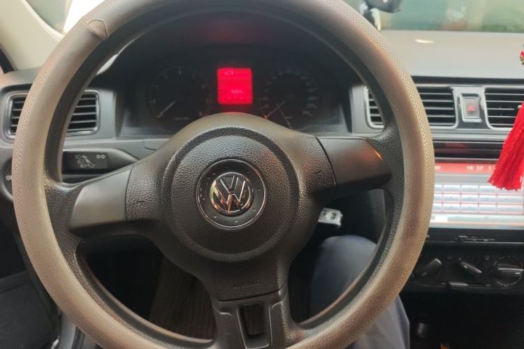 Used Volkswagen Santana 2013 1.6L Manual Fashion Edition Steering Wheel