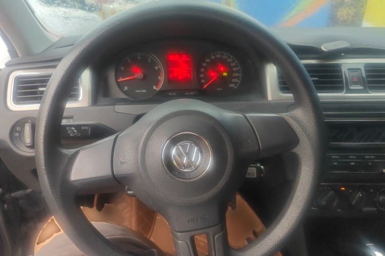 Used Volkswagen Santana 2013 1.6L Automatic Comfort Edition Steering Wheel