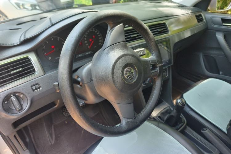 Used Volkswagen Santana 2013 1.4L Manual Comfort Edition Steering Wheel