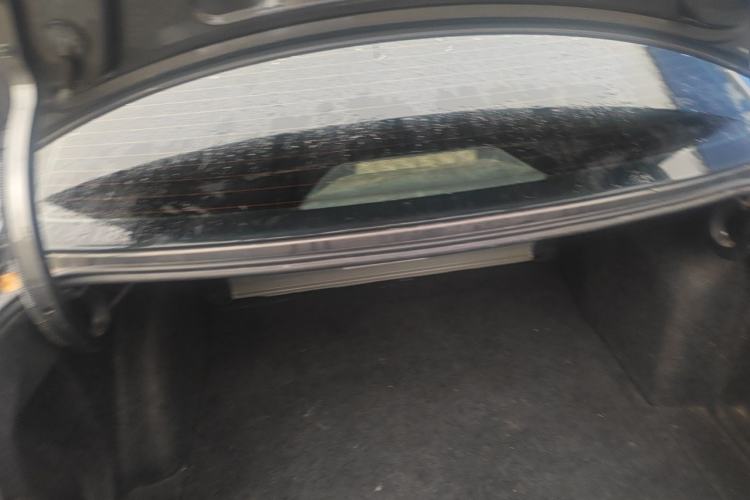 Used Volkswagen Santana 2013 1.6L Automatic Comfort Edition Trunk