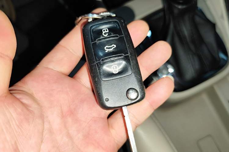 Used Volkswagen Santana 2013 1.6L Automatic Comfort Edition Vehicle Key