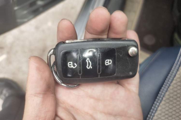 Used Volkswagen Santana 2013 1.6L Automatic Comfort Edition Vehicle Key