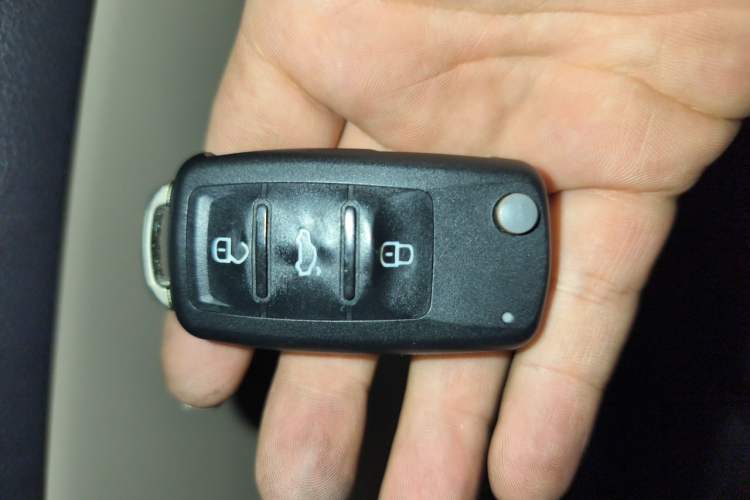 Used Volkswagen Santana 2013 1.6L Automatic Comfort Edition Vehicle Key