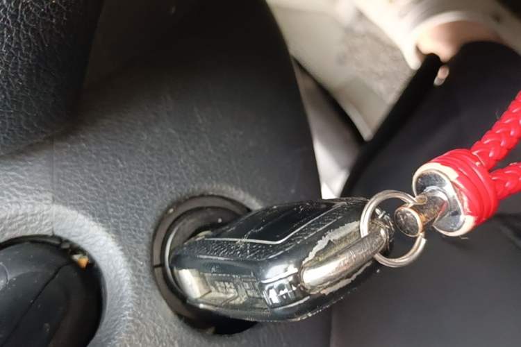 Used Volkswagen Santana 2013 1.4L Manual Fashion Edition Vehicle Key