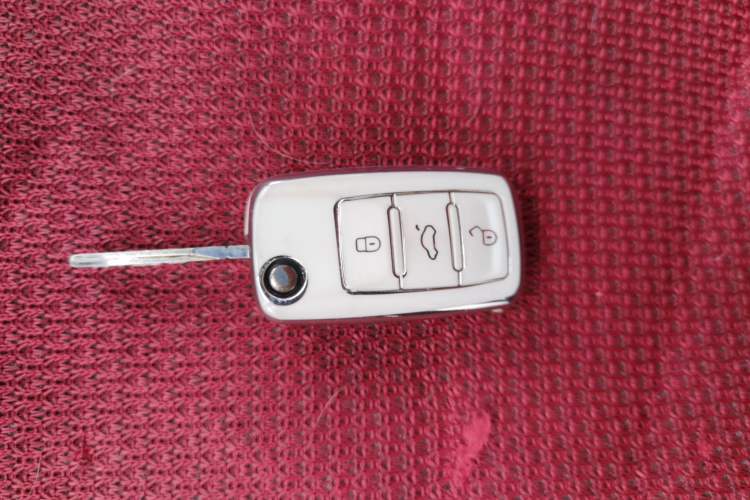 Used Volkswagen Santana 2013 1.6L Automatic Fashion Edition Vehicle Key