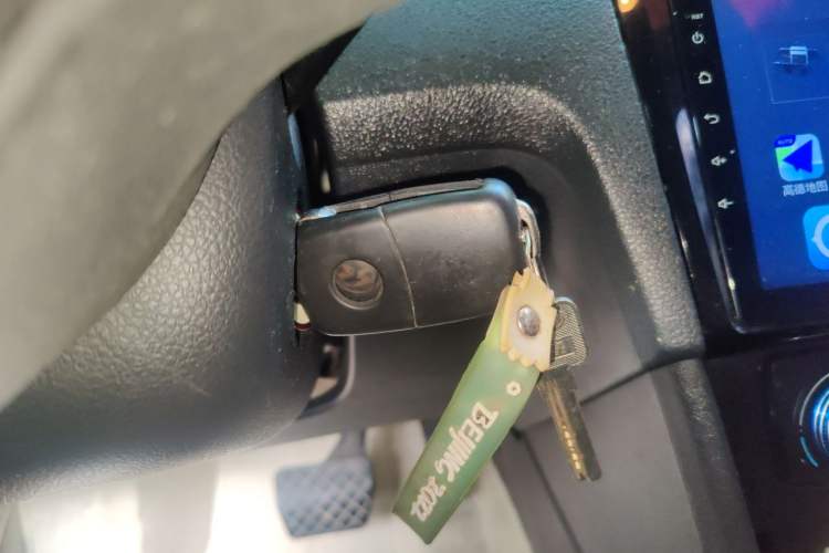 Used Volkswagen Santana 2013 1.6L Automatic Fashion Edition Vehicle Key