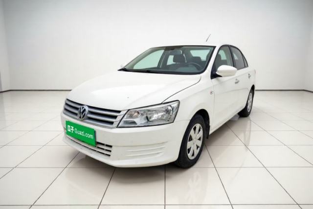 Volkswagen Santana 2013 1.6L Manual Fashion Edition usado