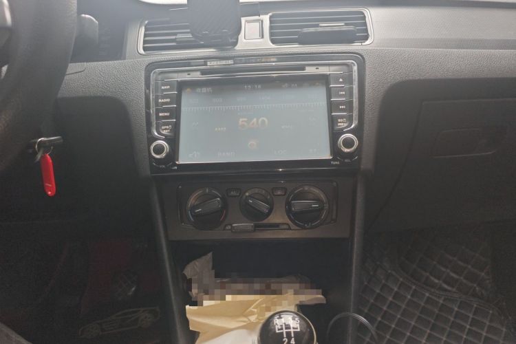 Used Volkswagen Santana 2013 1.4L Manual Fashion Edition Audio And AC Panel
