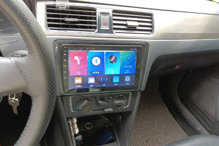 Used Volkswagen Santana 2013 1.4L Manual Comfort Edition Audio And AC Panel