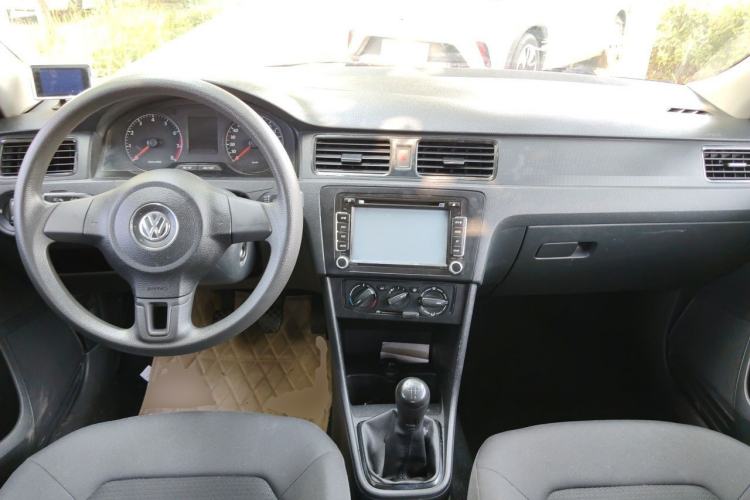 Used Volkswagen Santana 2013 1.4L Manual Fashion Edition Center Console