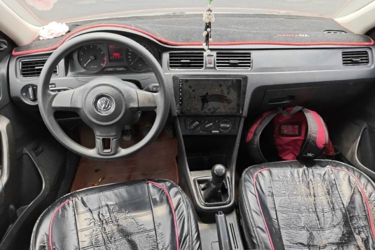 Used Volkswagen Santana 2013 1.4L Manual Fashion Edition Center Console