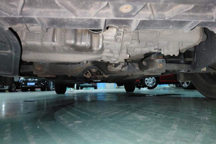 Used Volkswagen Santana 2013 1.6L Manual Fashion Edition Chassis Front