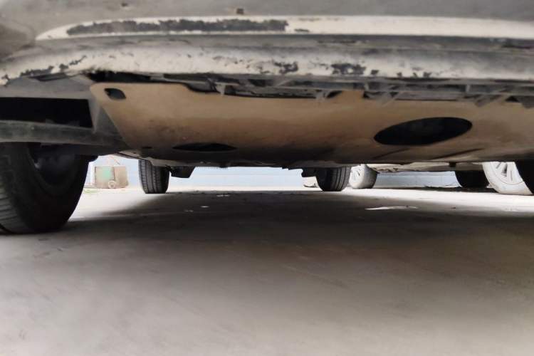 Used Volkswagen Santana 2013 1.6L Automatic Comfort Edition Chassis Front