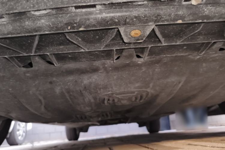 Used Volkswagen Santana 2013 1.4L Manual Comfort Edition Chassis Front