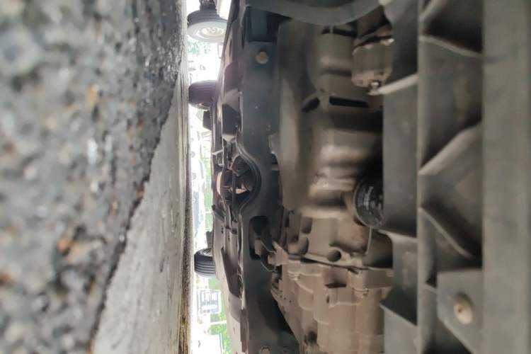 Used Volkswagen Santana 2013 1.6L Manual Fashion Edition Chassis Front