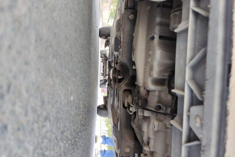 Used Volkswagen Santana 2013 1.6L Manual Fashion Edition Chassis Front